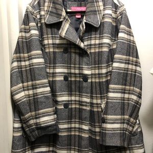 Beautiful Plaid Coat